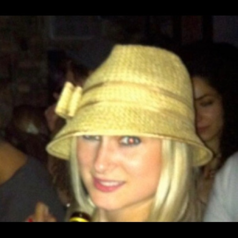 One Size Beige Paper Hat - Picture 4 of 6